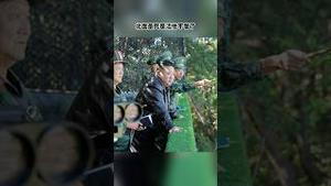 川普“里应外合”，全球向右转