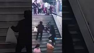 这样恐怖的地方，台湾香港人外国人敢来吗？